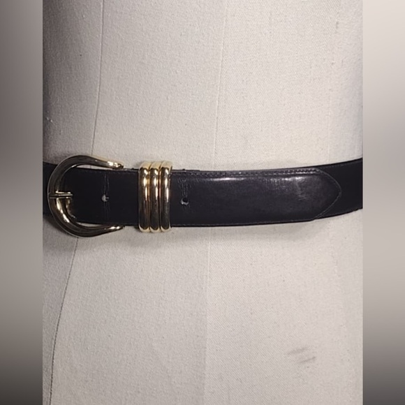 Ritz Elegant Black Leather Belt with Gold Buckle pre owned Exellent cond 27.5 main image 13